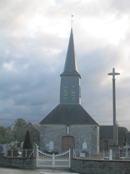 eglise de montgothier.jpg